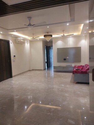 Living Room in 3 BHK Builder Floor at Sector 55 – for Rent
