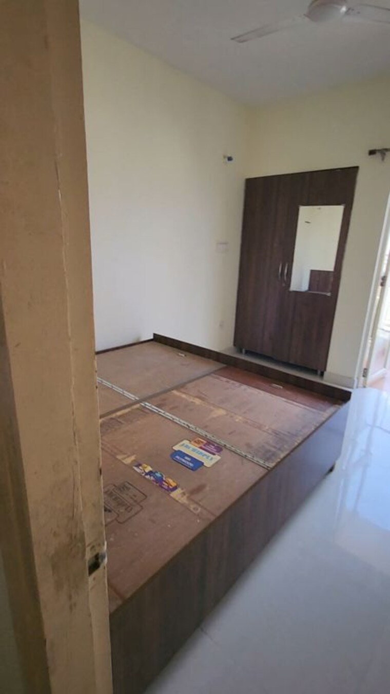 Room, gls-avenue-51 3 Bedroom 700 Sq.Ft. Apartment In Sector 92 Gurgaon 10260160