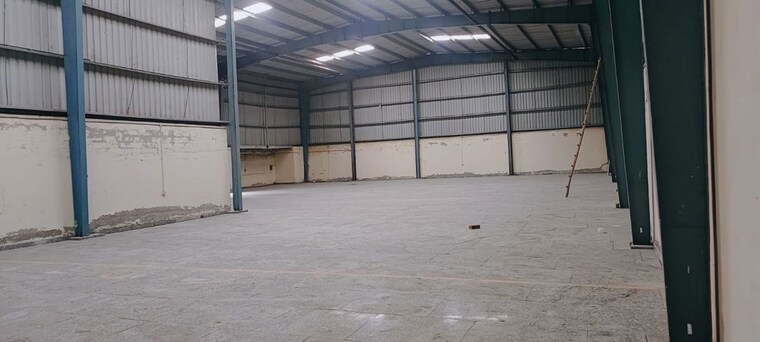 Room, sector 24 dwarka Commercial Warehouse 10000 Sq.Ft. In Sector 24 Dwarka Delhi 10260150