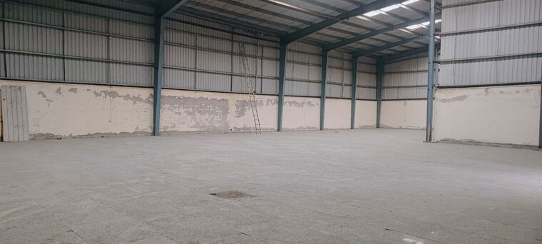 Room, sector 24 dwarka Commercial Warehouse 10000 Sq.Ft. In Sector 24 Dwarka Delhi 10260150