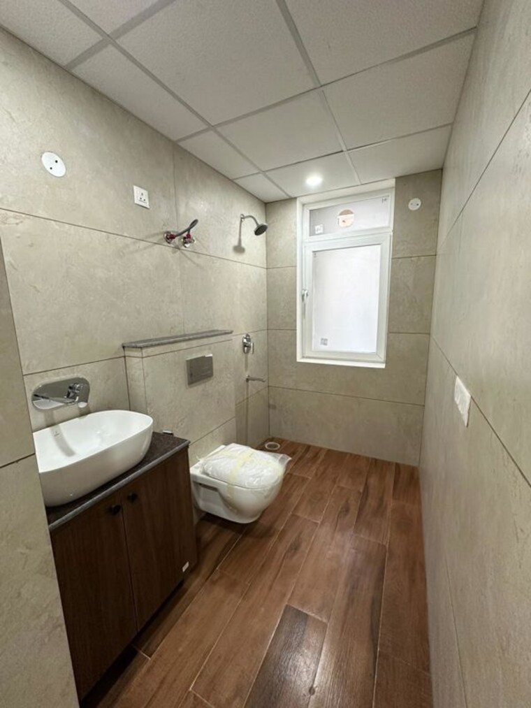 Attached Bathroom, ambala highway 3 Bedroom 2100 Sq.Ft. Apartment In Ambala Highway Chandigarh 10260288
