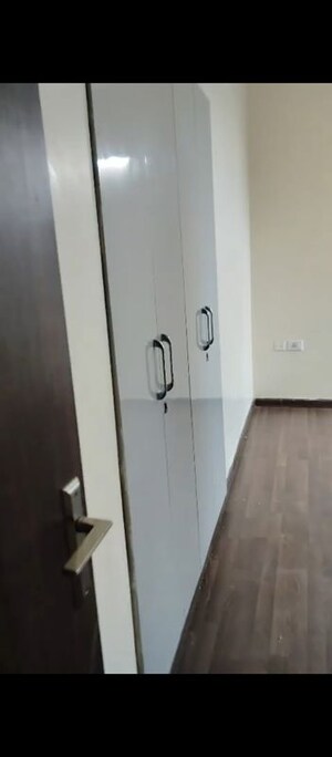 2 BHK Apartment For Rent in BPTP Discovery Park, Sector 80