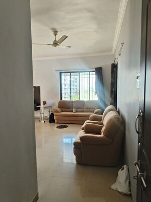Living Room in 2.5 BHK Apartment at Adi Horizons, Wakad – for Rent