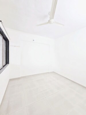 Bedroom in 1 BHK Builder Floor at Satyam Serenity, Wadgaon Sheri – for Rent