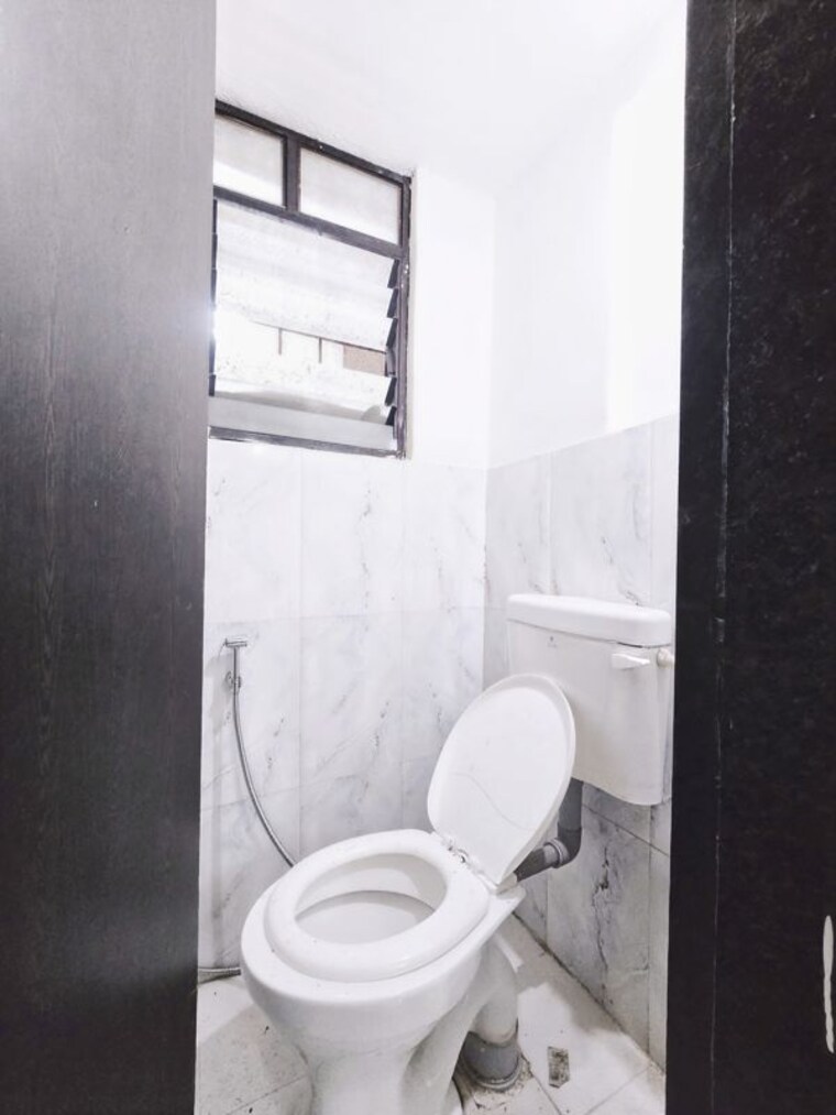 Bathroom, satyam-serenity 1 Bedroom 450 Sq.Ft. Builder Floor In Wadgaon Sheri Pune 10260399