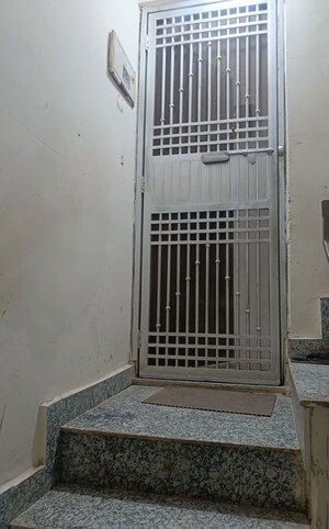 Building Lobby in 2 BHK Builder Floor at Govindpuri – for Rent