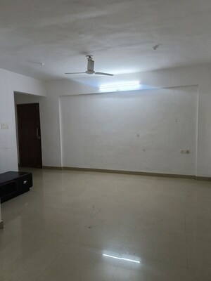 Room in 2.5 BHK Apartment at Adi Horizons, Wakad – for Rent