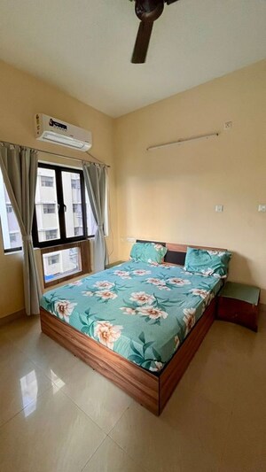 Bedroom in 3 BHK Apartment at Ruchi Active Greens, Tangra – for Rent