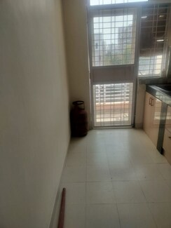 2 BHK Apartment For Rent in Kshitij Ramsons