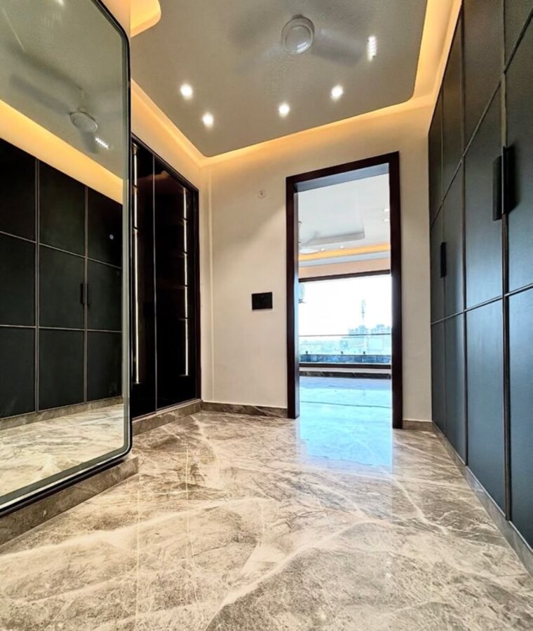 Room, new industrial township 1 3 Bedroom 2250 Sq.Ft. Builder Floor In New Industrial Township 1 Faridabad 10260762