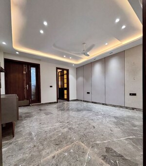 Room in 3 BHK Builder Floor at New Industrial Township 1 – for Sale