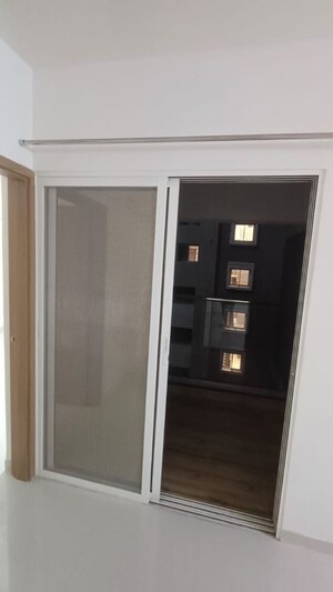 Building Lobby in 2 BHK Apartment at Newton Homes Tathawade, Tathawade – for Rent