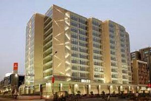  Office Space – Exterior View View at Sandesh Solitaire Corporate Park, Makarba - for Rent