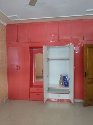 Furnished Amenities in 3 BHK Independent House at Sector 4 – for Rent