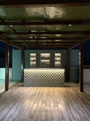 Bedroom in 3 BHK Builder Floor at Dlf Phase I – for Sale