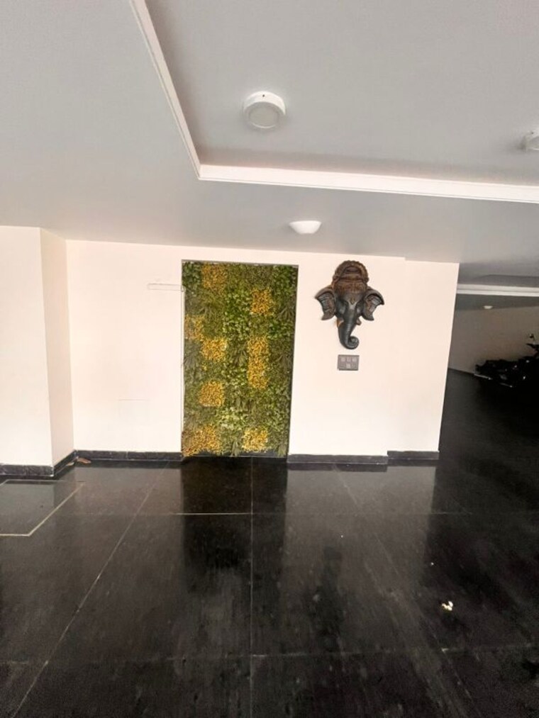 Room, dlf phase i 3 Bedroom 300 Sq.Yd. Builder Floor In Dlf Phase I Gurgaon 10260768