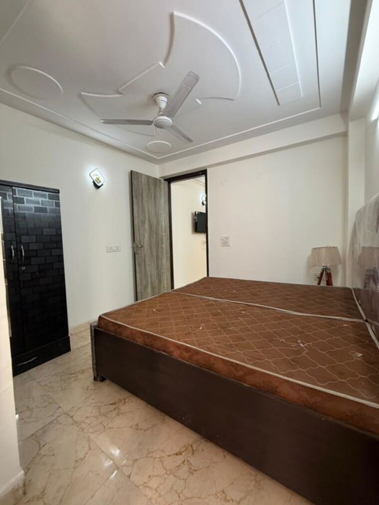 Bedroom, freedom fighters enclave 1 Bedroom 450 Sq.Ft. Apartment In Freedom Fighters Enclave Delhi 10260963