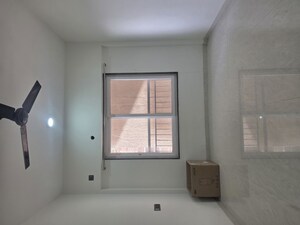 Room in 3 BHK Apartment at Unnat Nagar – for Rent