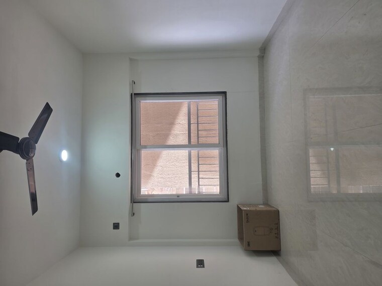 Room, unnat nagar 3 Bedroom 1020 Sq.Ft. Apartment In Unnat Nagar Mumbai 10260977