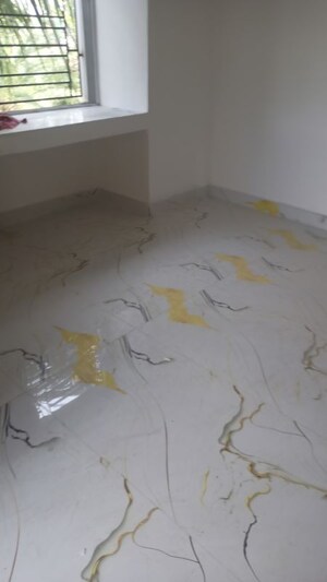 Room in 3 BHK Apartment at GK Enclave, Dum Dum Cantt – for Sale