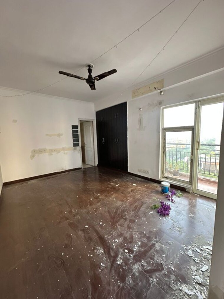 Room, aims-golf-city 3 Bedroom 1350 Sq.Ft. Apartment In Sector 75 Noida 10261050