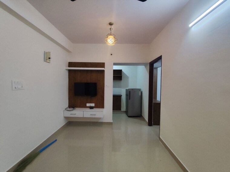 Room, sg palya 2 Bedroom 1000 Sq.Ft. Apartment In Sg Palya Bangalore 10261166