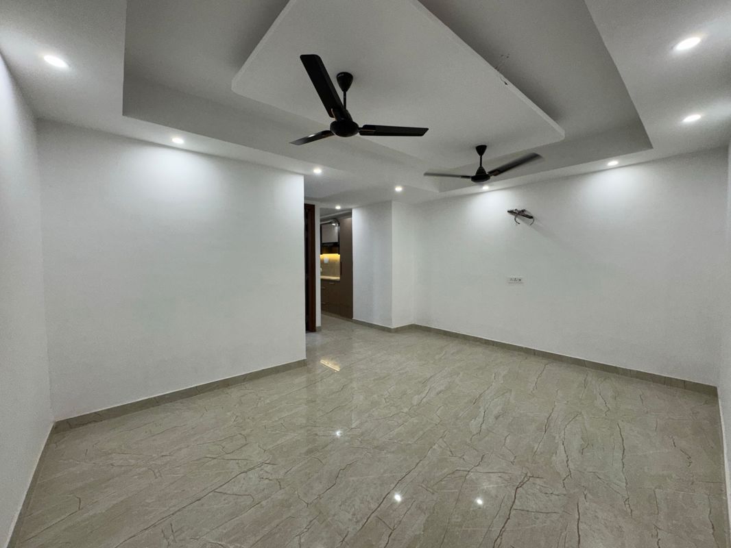 2 BHK + Servant Room Builder Floor For Rent in Chattarpur