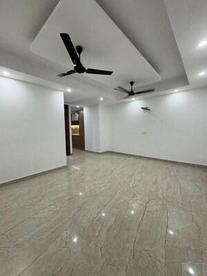 Room in 2 BHK Builder Floor at Chattarpur – for Rent
