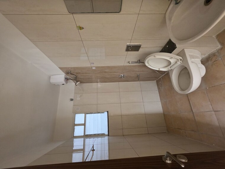 Bathroom, vilas-javdekar-prudentia-towers 2 Bedroom 750 Sq.Ft. Apartment In Wakad Pune 10261191