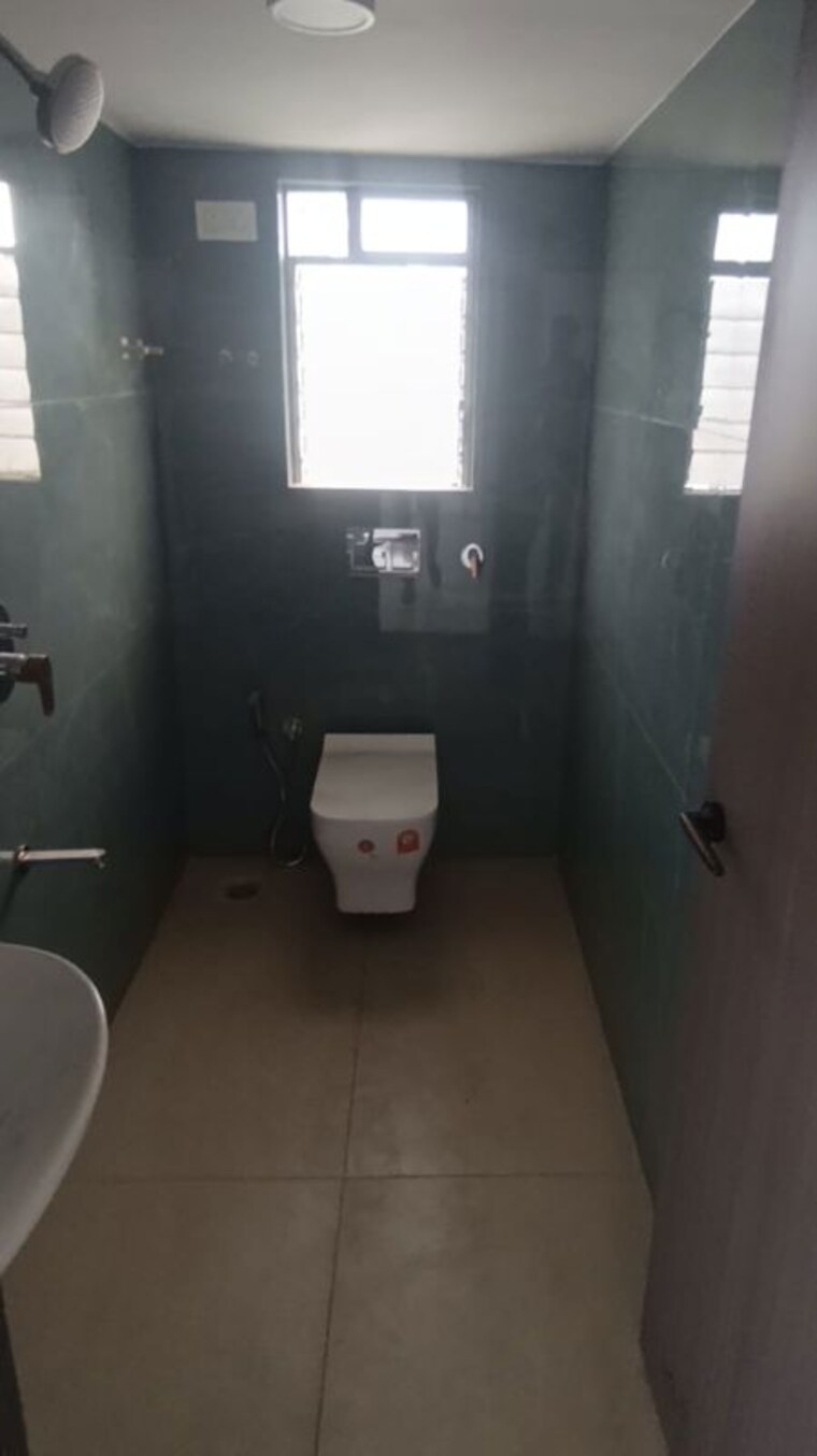 Bathroom, pramanik-walchand-avenue 1 Bedroom 398 Sq.Ft. Apartment In Mira Road Thane 10261061