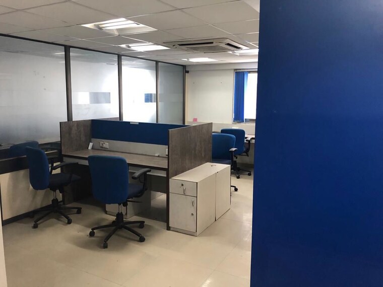 Team Area, abhijyot-square Commercial Office Space 1005 Sq.Ft. In Makarba Ahmedabad 10261200