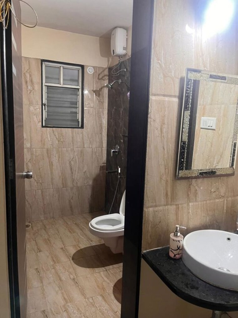 Bathroom, gk-vedanta 2 Bedroom 986 Sq.Ft. Apartment In Wakad Pune 10261238
