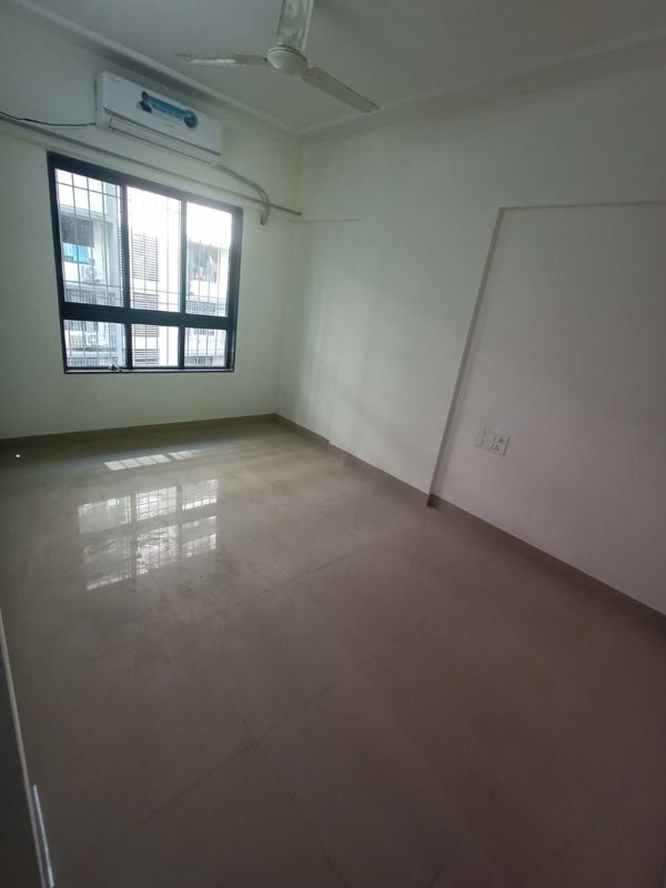 2 BHK 680 Sq.Ft. Apartment in Shell Colony