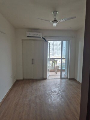Room in 3 BHK Apartment at Godrej Prive, Sector 106 – for Rent