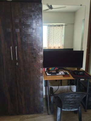 Furnished Amenities in 2 BHK Apartment at VTP Solitaire, Baner – for Rent