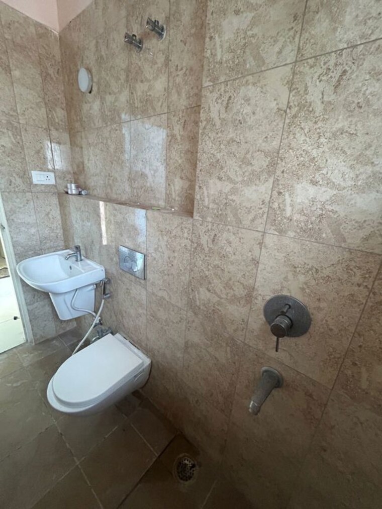 Bathroom, godrej-seven 3 Bedroom 1215 Sq.Ft. Apartment In Joka Kolkata 10261305
