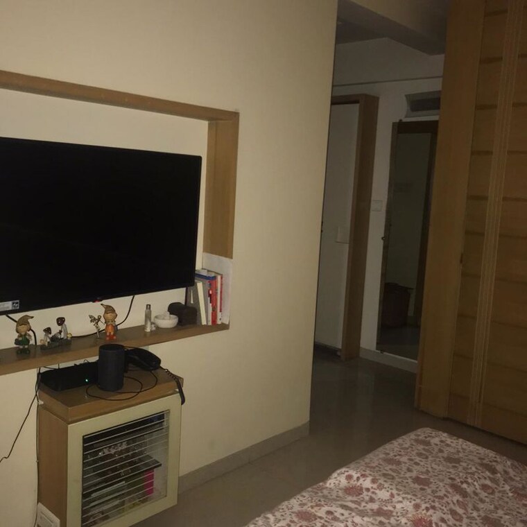 Living Room, hill-top-chs 3 Bedroom 1180 Sq.Ft. Apartment In Pali Hill Mumbai 10261294