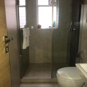 Bathroom in 3 BHK Apartment at Hill Top CHS, Pali Hill – for Rent