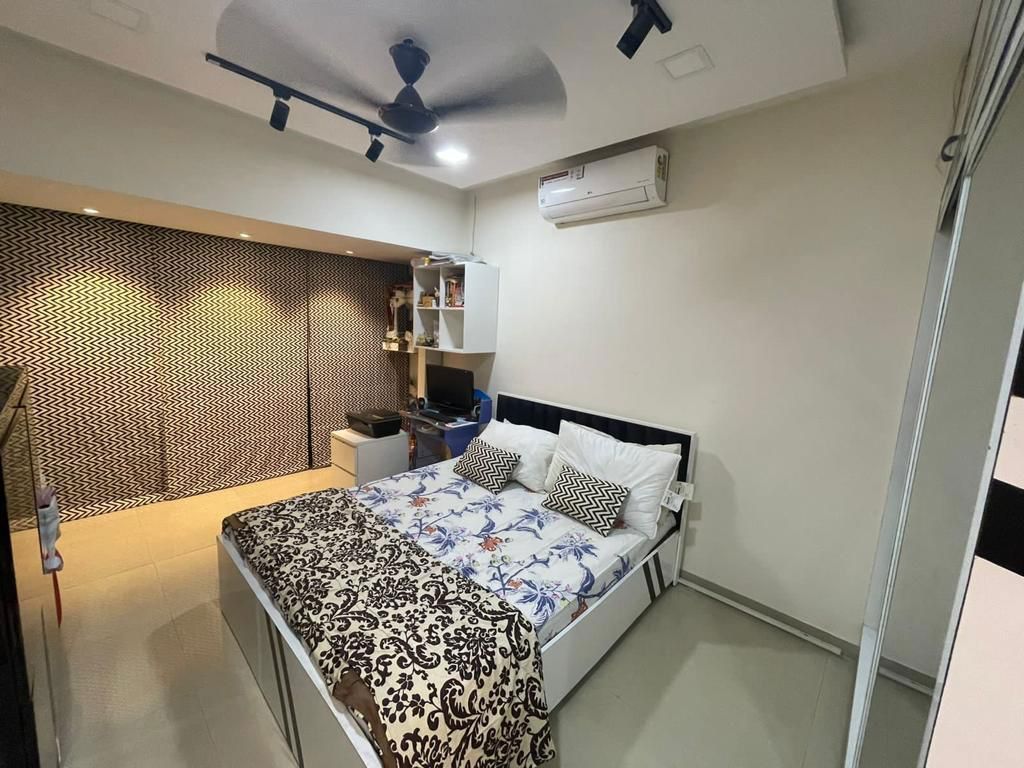 2 BHK Apartment For Sale in Satra One