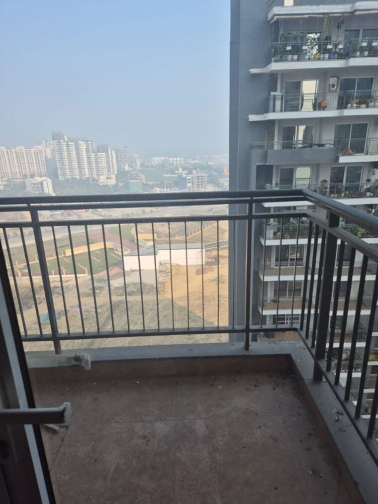 Balcony, godrej-prive 3 Bedroom 2002 Sq.Ft. Apartment In Sector 106 Gurgaon 10261438