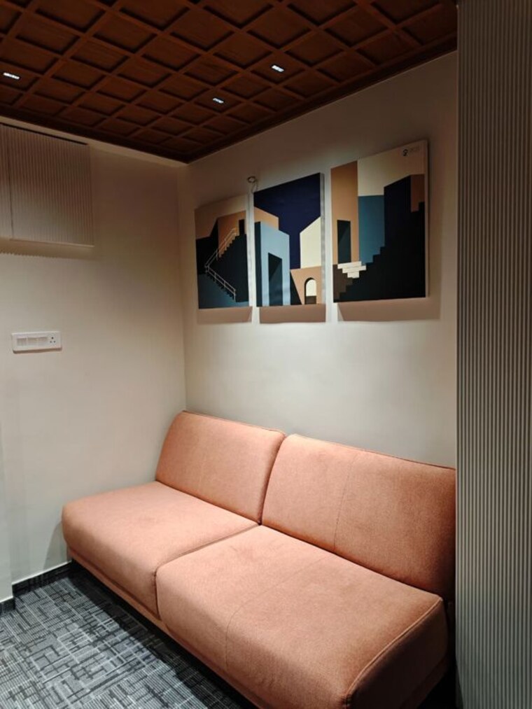 Room, bodakdev Commercial Office Space 1098 Sq.Ft. In Bodakdev Ahmedabad 10261415