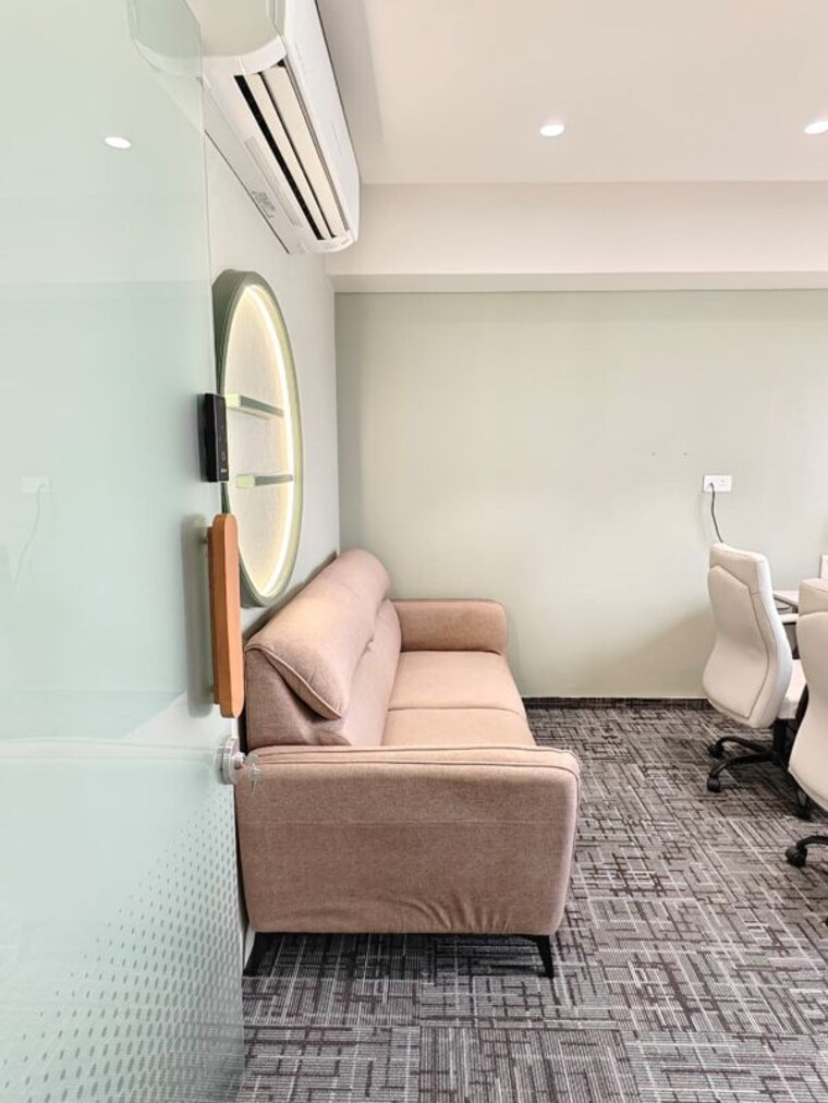 Living Room, bodakdev Commercial Office Space 1098 Sq.Ft. In Bodakdev Ahmedabad 10261415