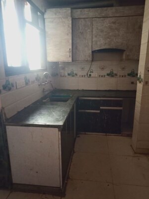 Kitchen in 2 BHK Builder Floor at Palam Vihar – for Rent