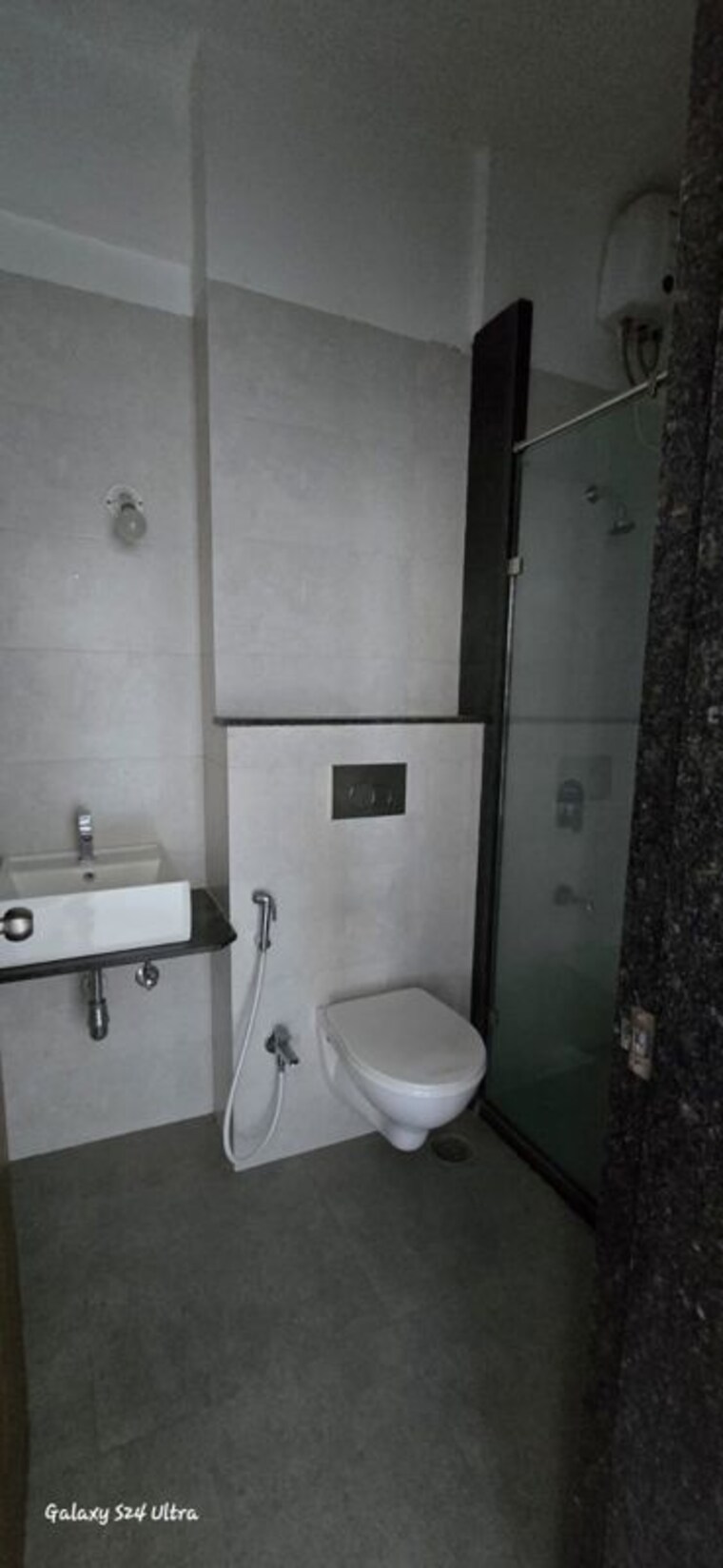 Bathroom, satra-one 2 Bedroom 550 Sq.Ft. Apartment In Goregaon West Mumbai 10261426