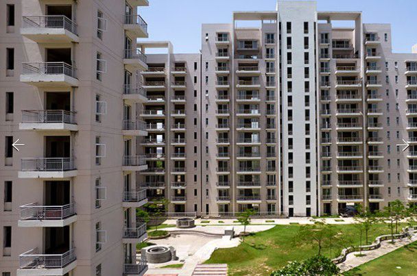4 BHK + Servant Room 3365 Sq.Ft. Apartment in Vatika Sovereign Park