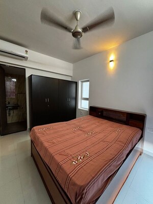 Bedroom in 2 BHK Apartment at Lodha Amara, Kolshet Road – for Rent