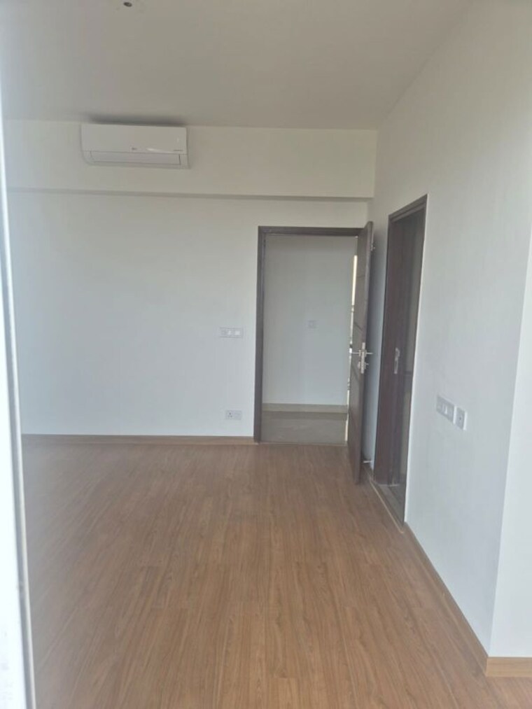 Room, godrej-meridien 4 Bedroom 2720 Sq.Ft. Apartment In Sector 106 Gurgaon 10261466