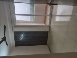 Room in 3 BHK Apartment at Amrapali Leisure Park, Amrapali Leisure Valley – for Rent