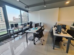 Office Space For Rent in Vastrapur