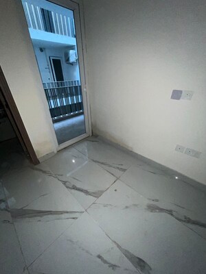 Room in 3.5 BHK Builder Floor at Smart World Gems, Sector 89 – for Sale